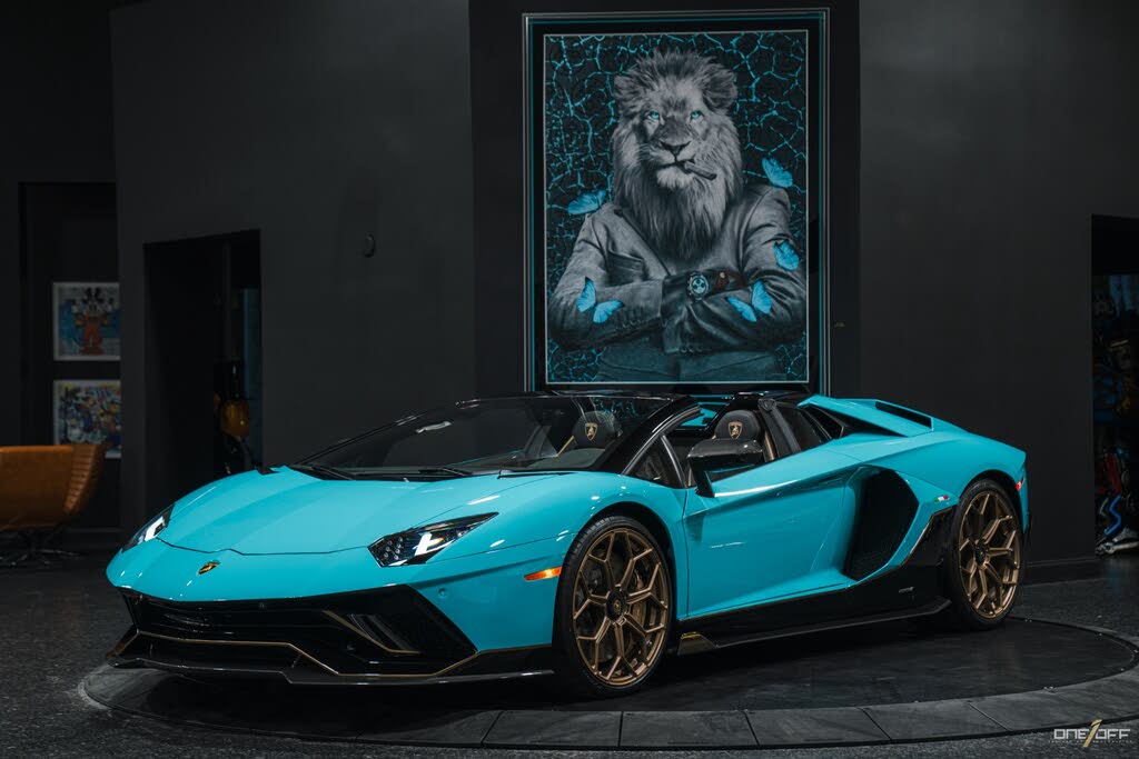 2022 Lamborghini Aventador LP 780-4 Ultimae Coupe AWD - $1,200,000