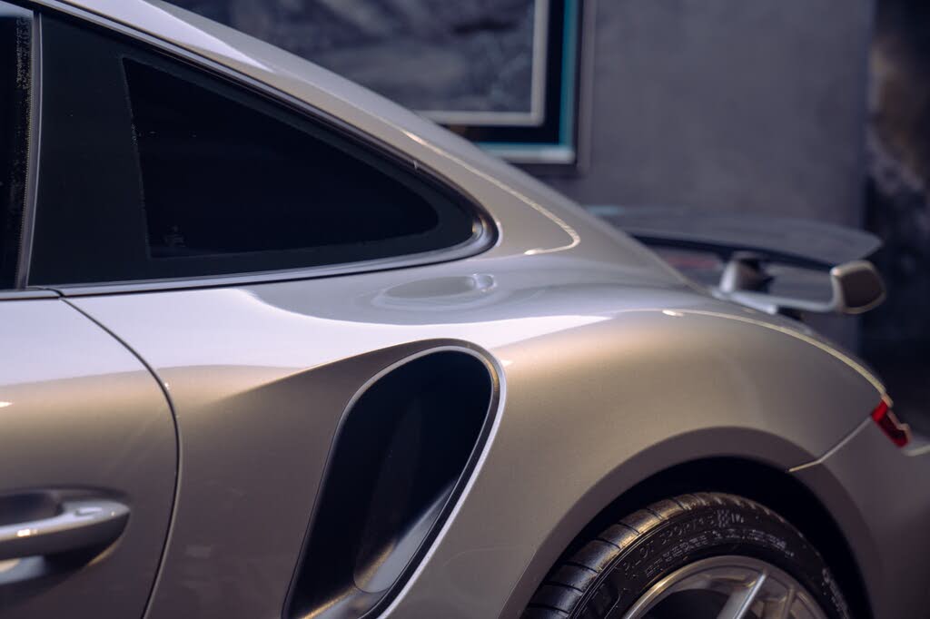 2019 Porsche 911 Turbo Coupe AWD photo 18 of 24