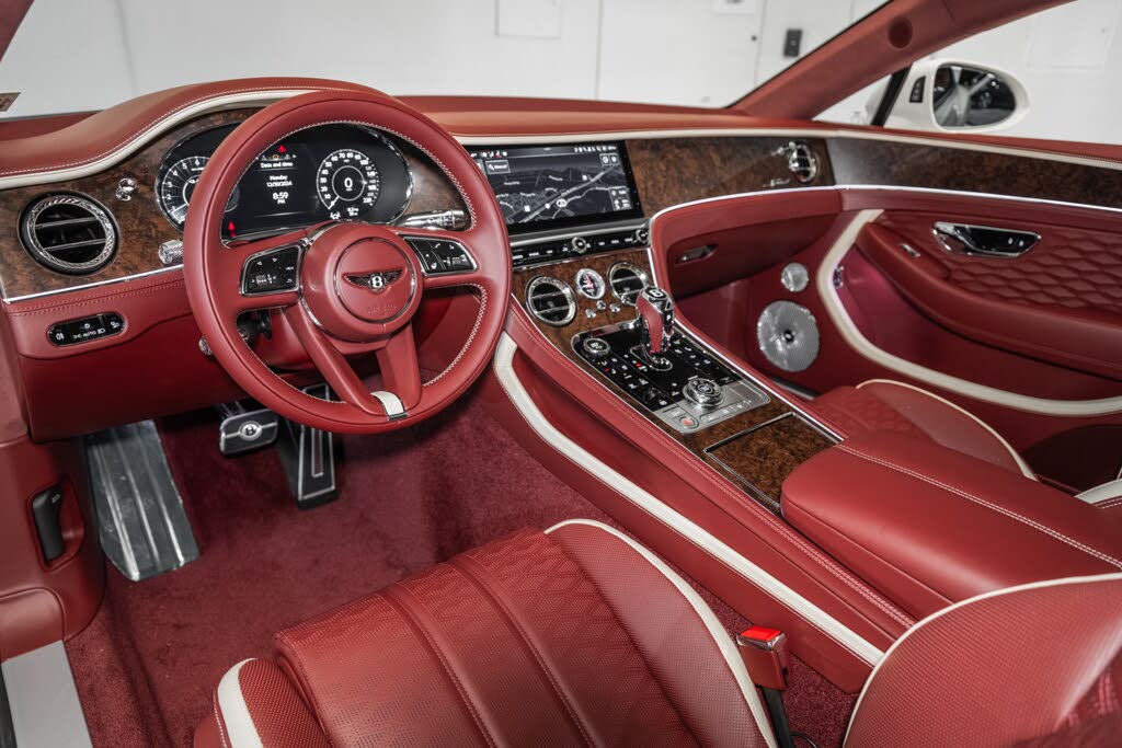 2025 Bentley Continental GT photo 16