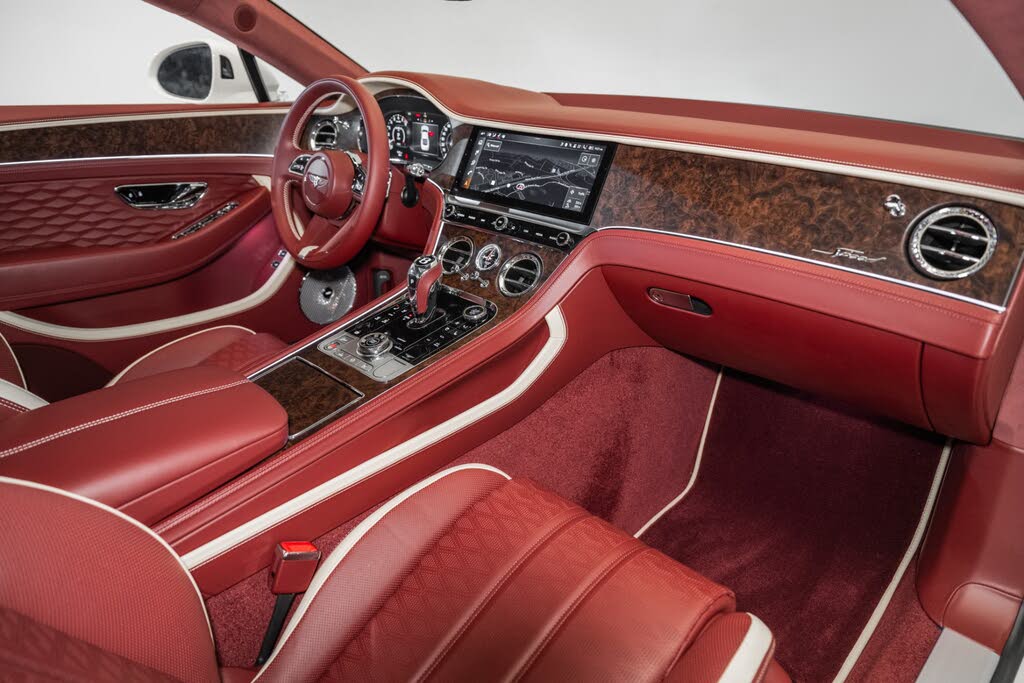 2025 Bentley Continental GT photo 4