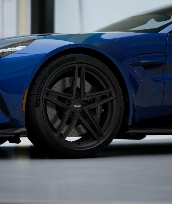 2026 Aston Martin Vantage Roadster RWD photo 7