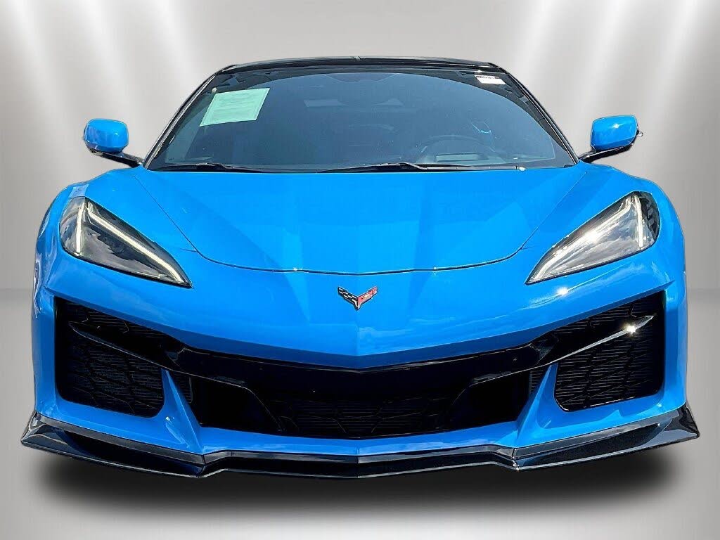 2023 Chevrolet Corvette Z06 3LZ Convertible RWD photo 2