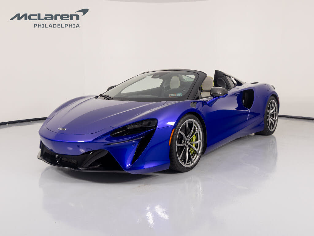 2024 McLaren Artura