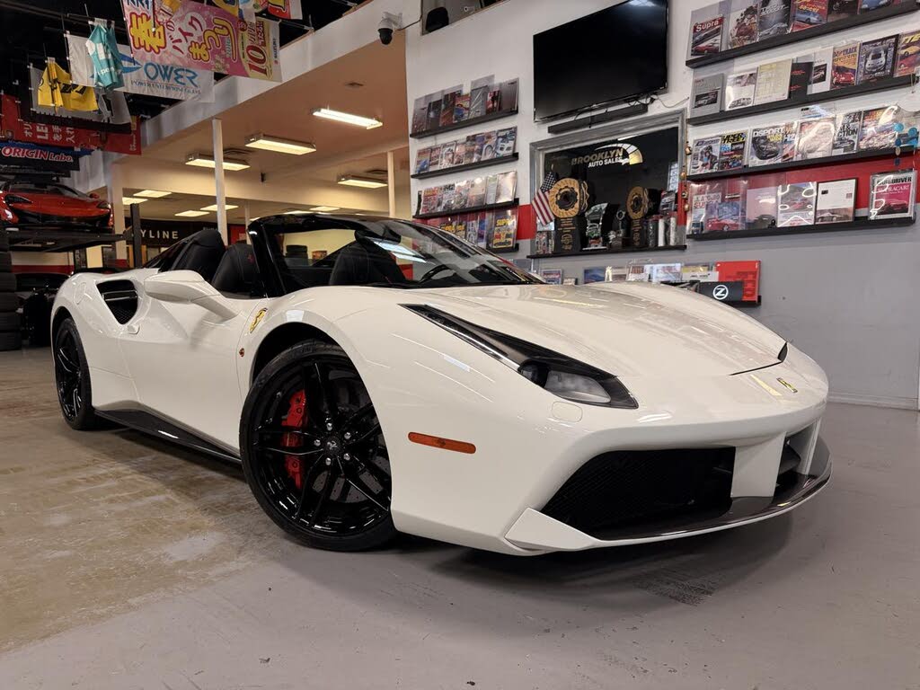 2018 Ferrari 488 Spider RWD