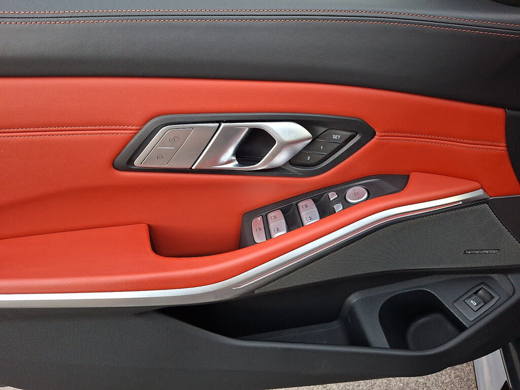2025 BMW M3 Competition xDrive photo 12 of 24