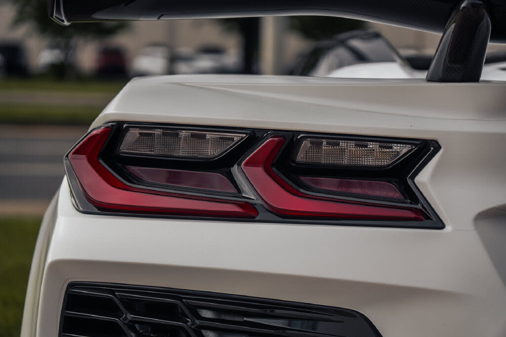 2024 Chevrolet Corvette Z06 3LZ Convertible RWD photo 11