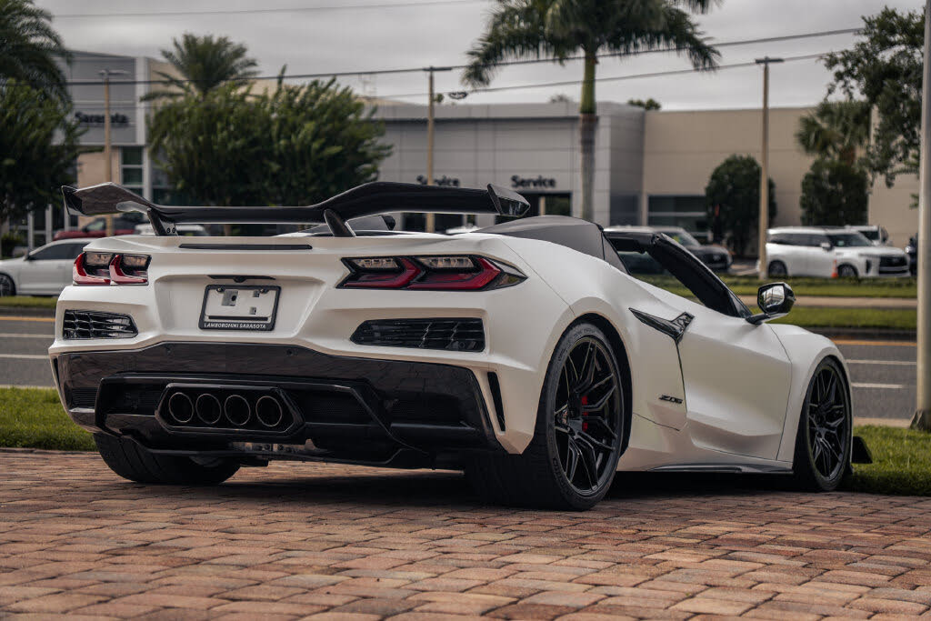 2024 Chevrolet Corvette Z06 3LZ Convertible RWD photo 5
