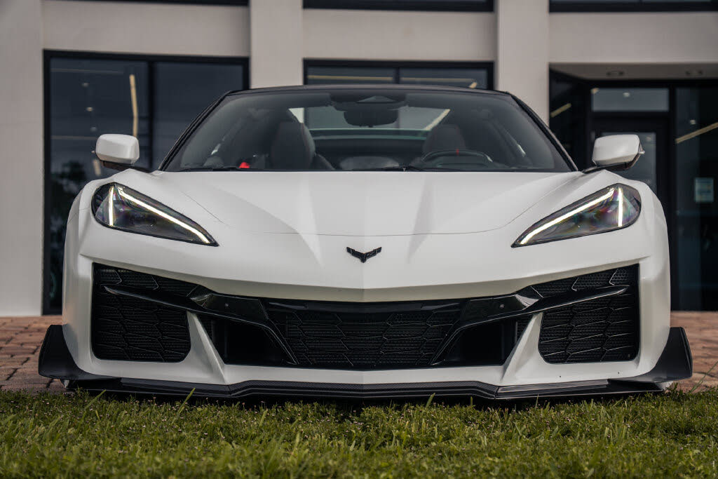 2024 Chevrolet Corvette Z06 3LZ Convertible RWD photo 8