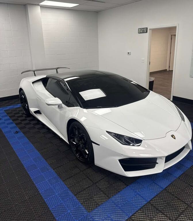 2017 Lamborghini Huracan LP 580-2