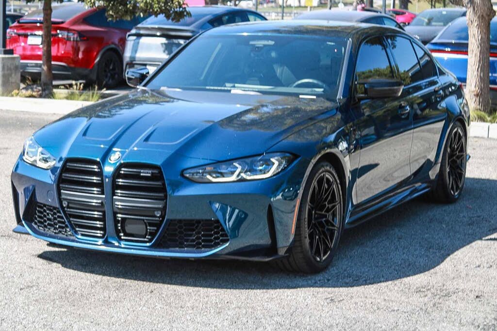 2023 BMW M3 Competition RWD photo 3