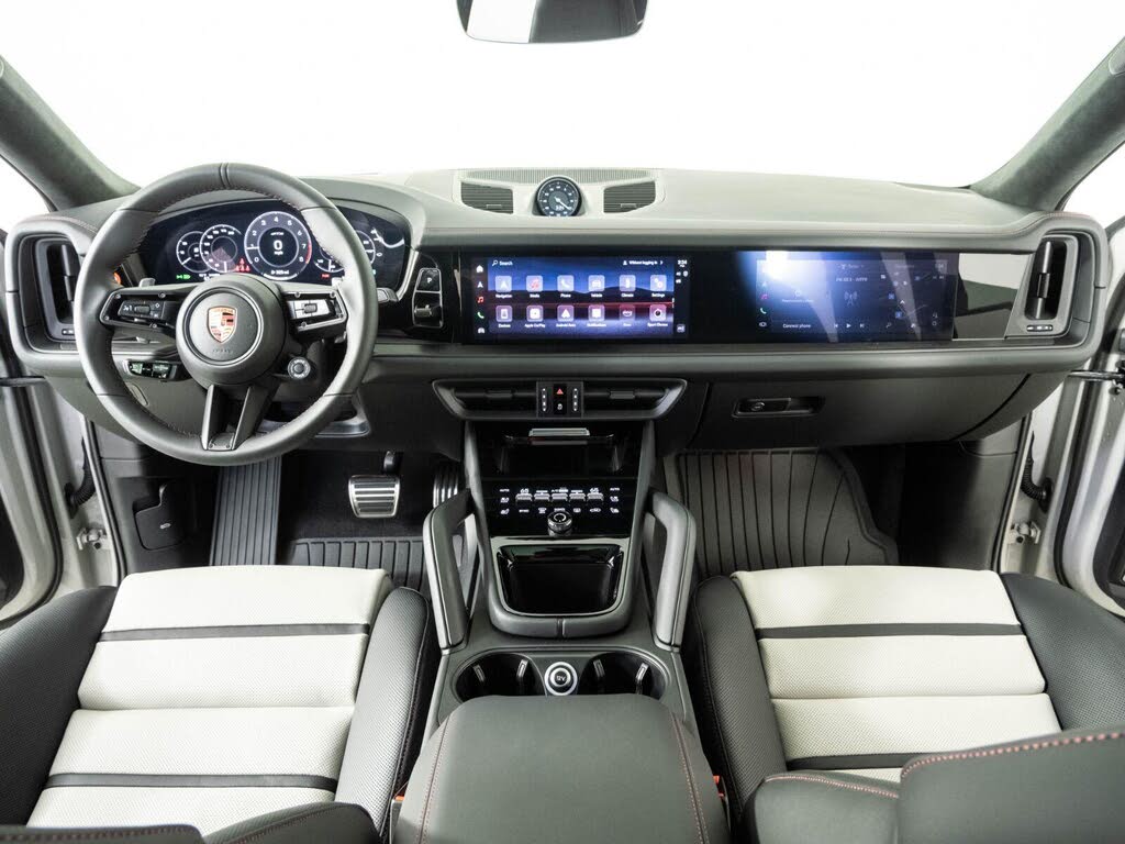 2026 Porsche Cayenne Coupe GTS AWD photo 19 of 24