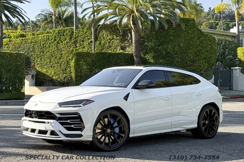 2022 Lamborghini Urus AWD