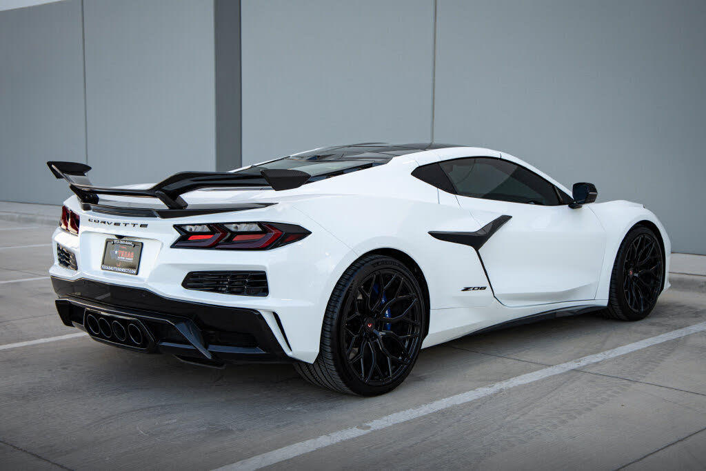 2025 Chevrolet Corvette Z06 3LZ Coupe RWD photo 14