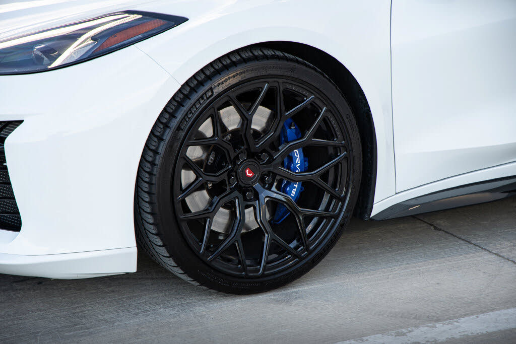 2025 Chevrolet Corvette Z06 3LZ Coupe RWD photo 18
