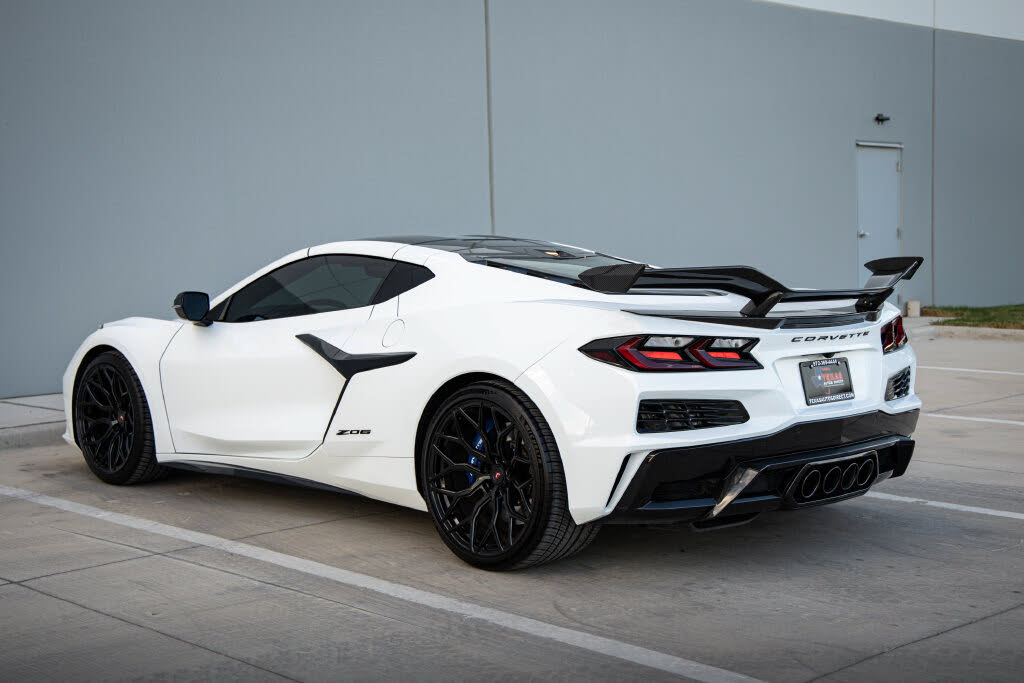 2025 Chevrolet Corvette Z06 3LZ Coupe RWD photo 10