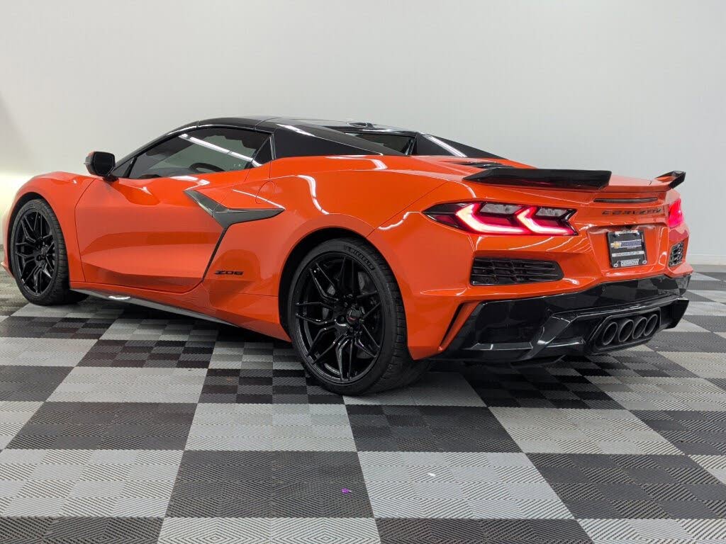 2025 Chevrolet Corvette Z06 2LZ Convertible RWD photo 5