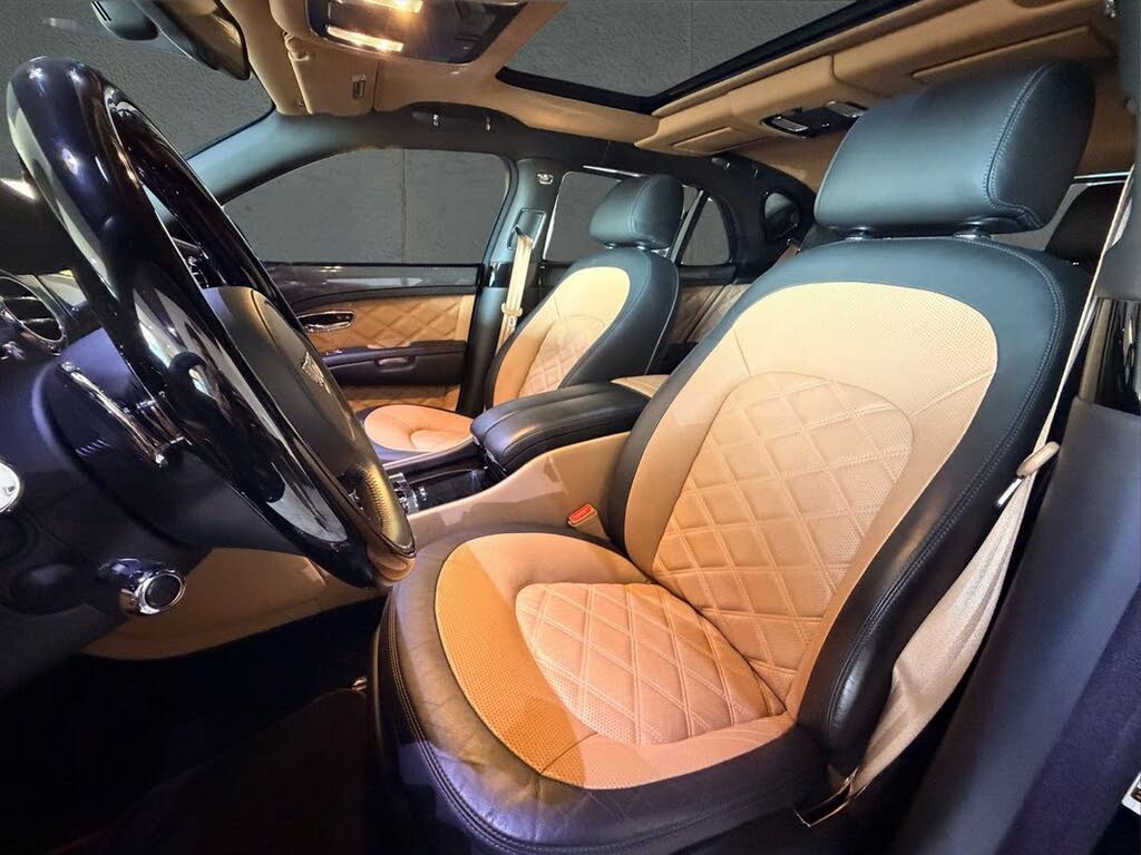 2016 Bentley Mulsanne Speed RWD photo 23