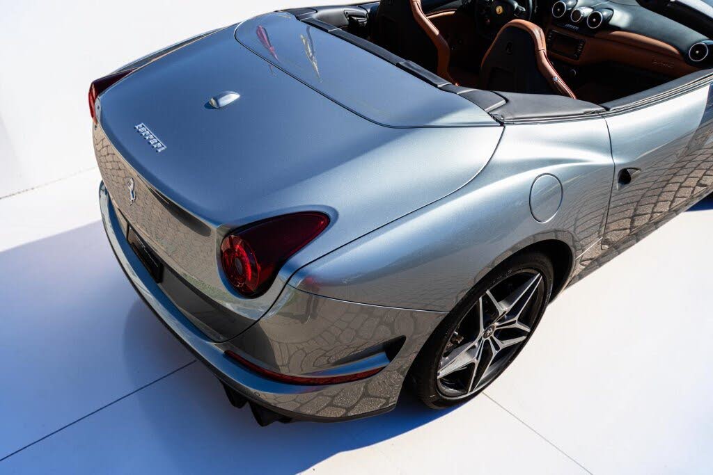 2017 Ferrari California T Roadster photo 20