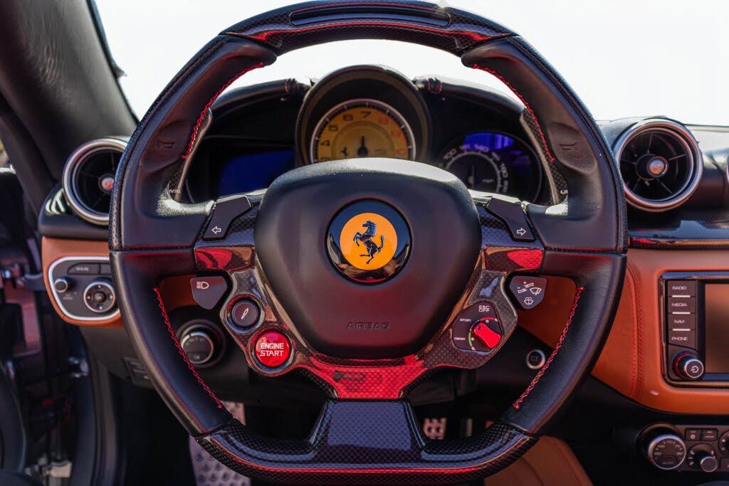 2017 Ferrari California T Roadster photo 4