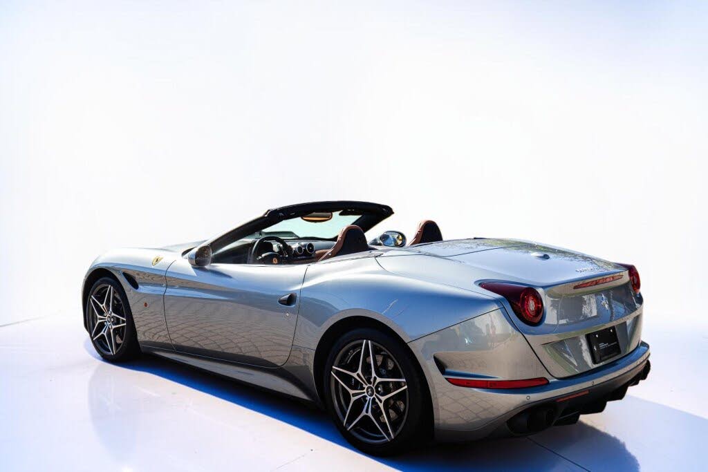 2017 Ferrari California T Roadster photo 8