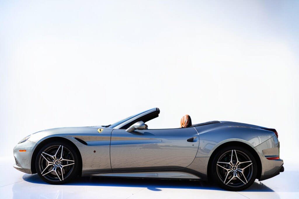 2017 Ferrari California T Roadster photo 9