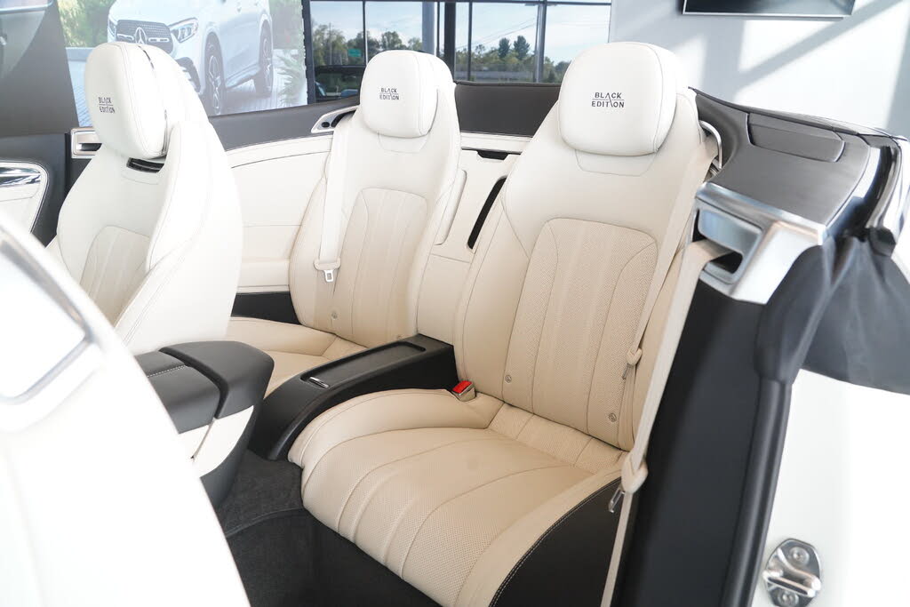 2025 Bentley Continental GTC Black Edition AWD photo 16
