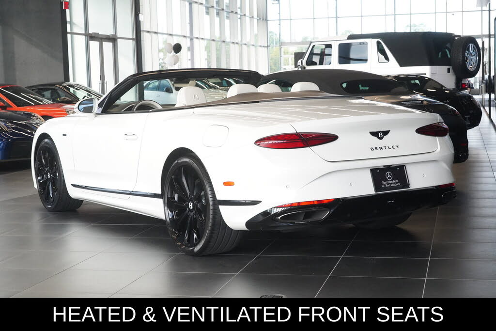 2025 Bentley Continental GTC Black Edition AWD photo 4