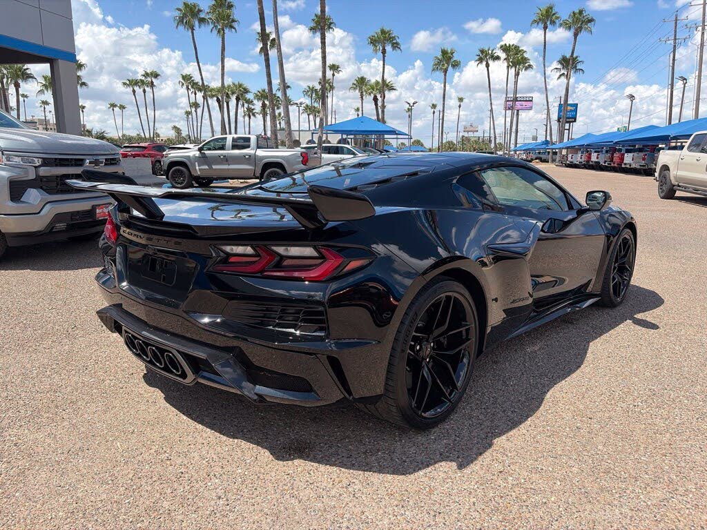 2027 Chevrolet Corvette Z06 1LZ Coupe RWD photo 4