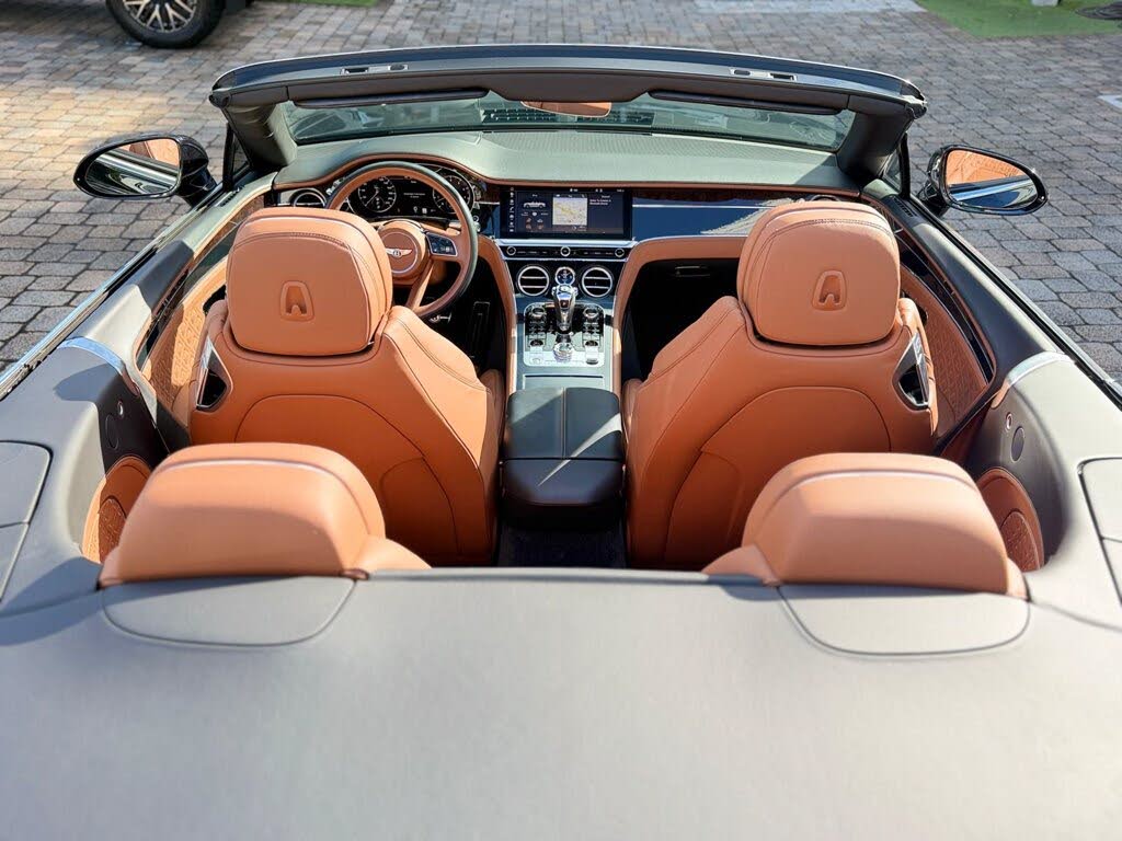 2021 Bentley Continental GTC V8 AWD photo 14