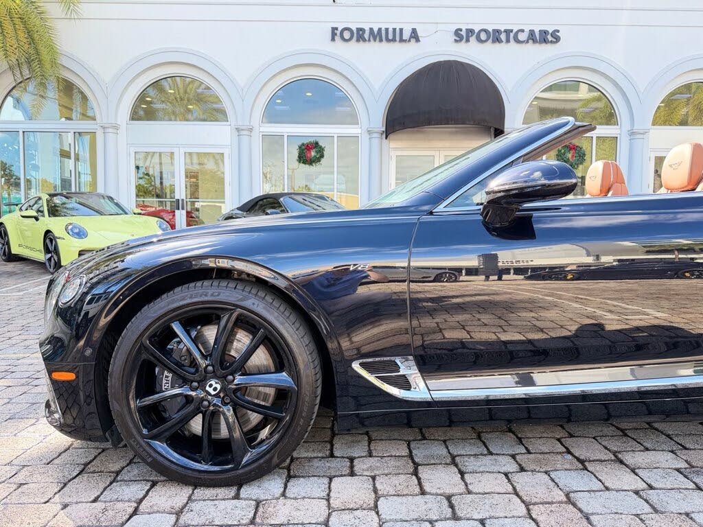 2021 Bentley Continental GTC V8 AWD photo 18