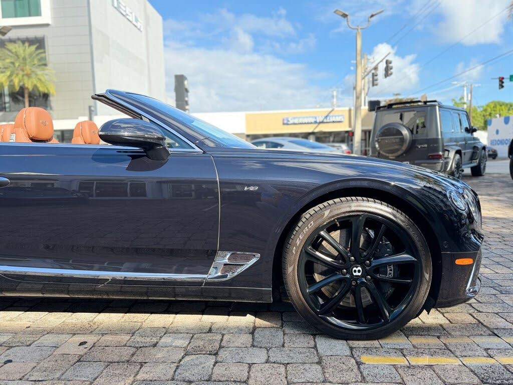 2021 Bentley Continental GTC V8 AWD photo 19