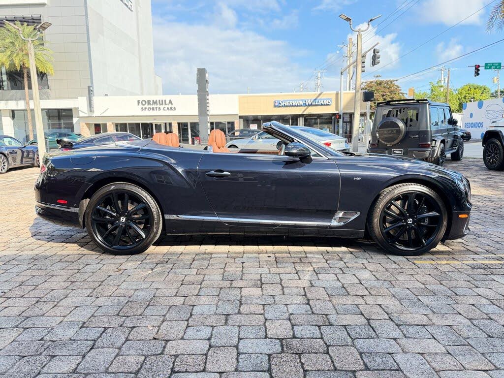 2021 Bentley Continental GTC V8 AWD photo 10
