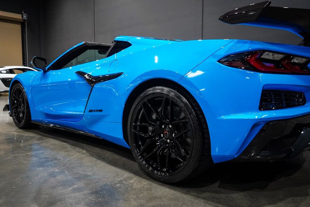 2025 Chevrolet Corvette Z06 3LZ Coupe RWD photo 14