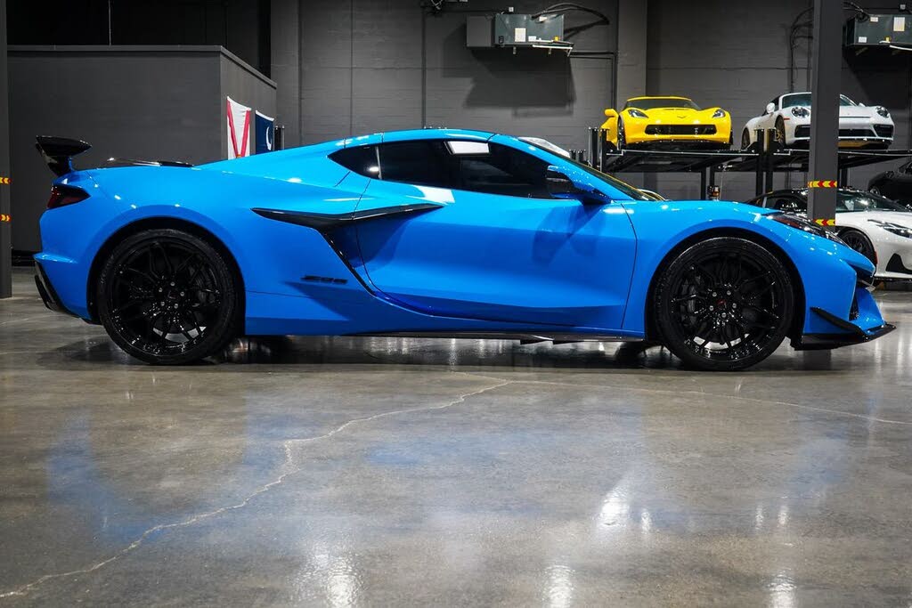 2025 Chevrolet Corvette Z06 3LZ Coupe RWD photo 23