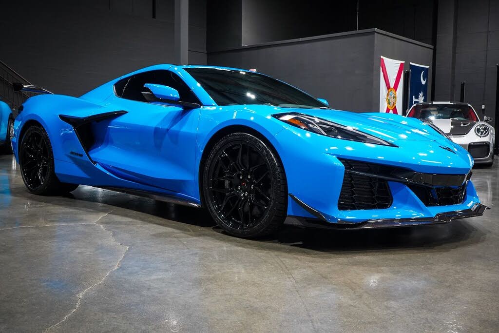 2025 Chevrolet Corvette Z06 3LZ Coupe RWD photo 24