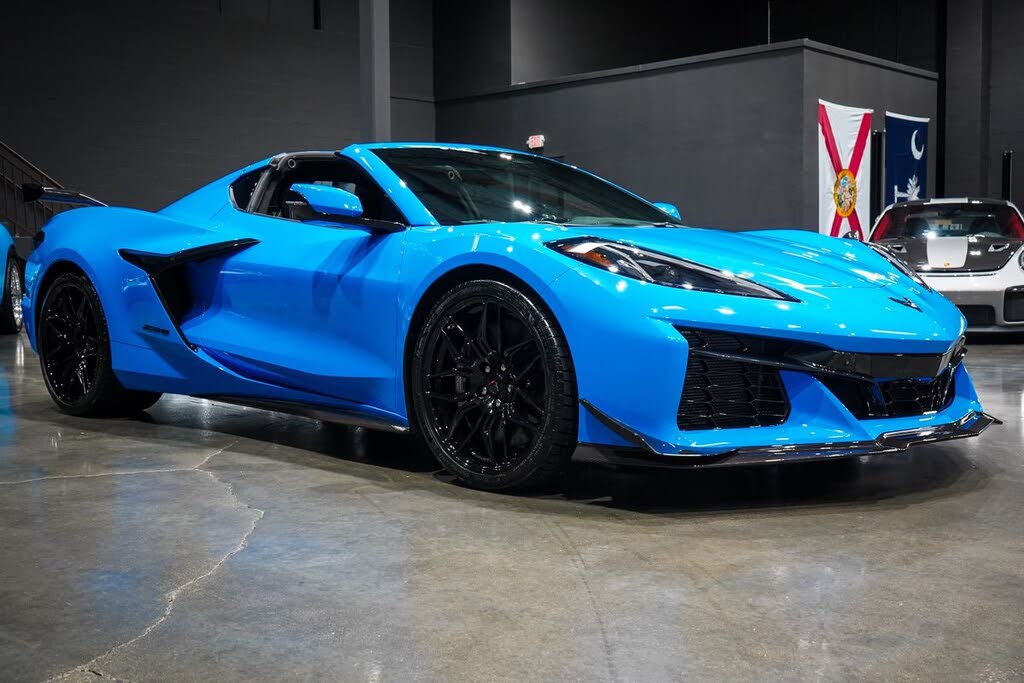 2025 Chevrolet Corvette Z06 3LZ Coupe RWD photo 7