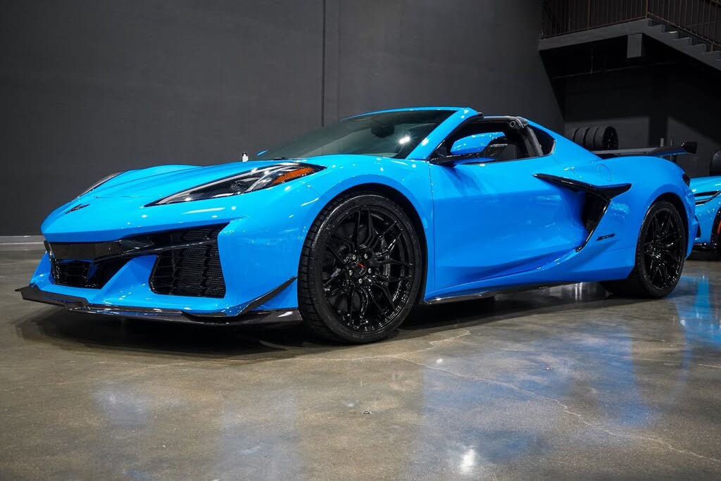 2025 Chevrolet Corvette Z06 3LZ Coupe RWD photo 10