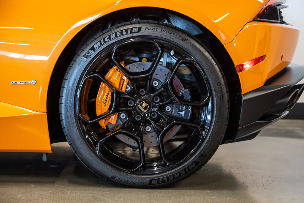 2015 Lamborghini Huracan LP 610-4 photo 19 of 24