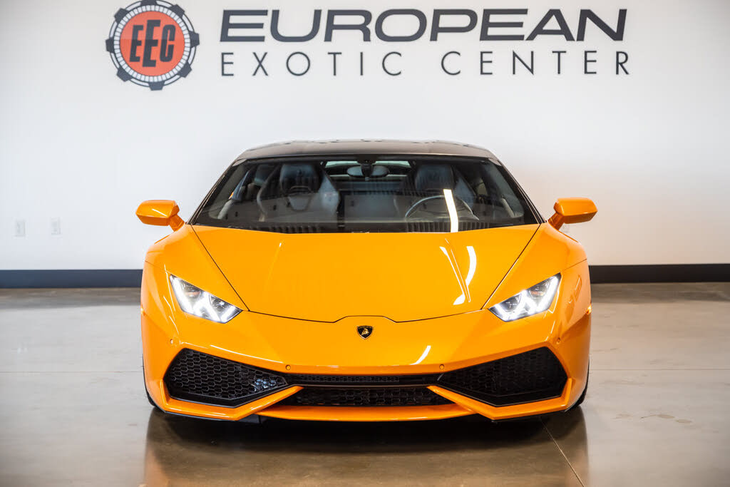 2015 Lamborghini Huracan LP 610-4 photo 3 of 24