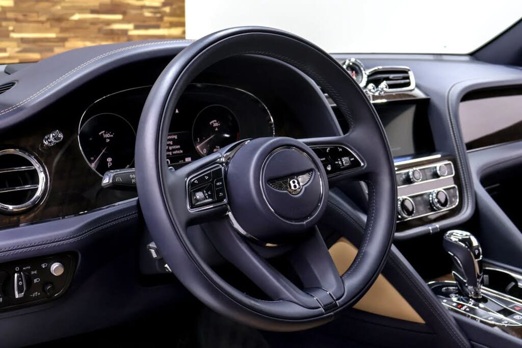 2021 Bentley Bentayga V8 AWD photo 13