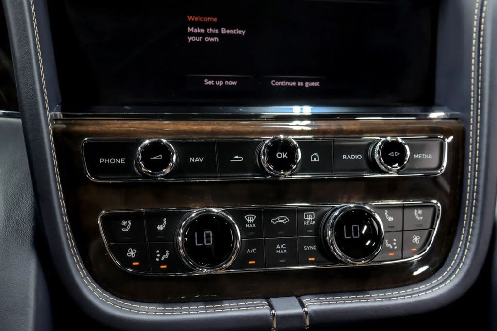 2021 Bentley Bentayga V8 AWD photo 20