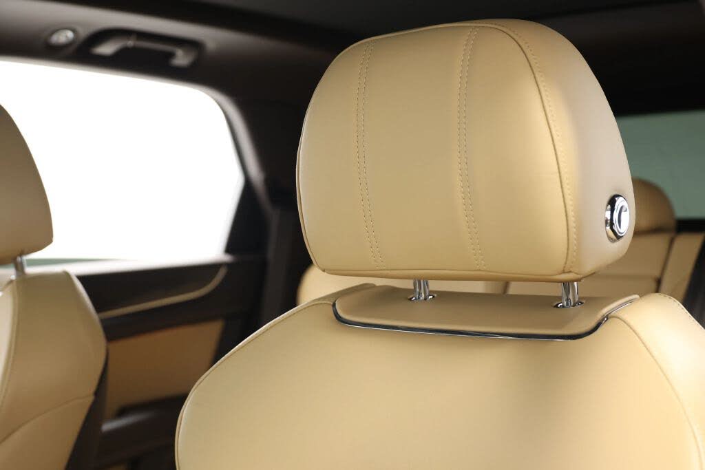 2021 Bentley Bentayga V8 AWD photo 23