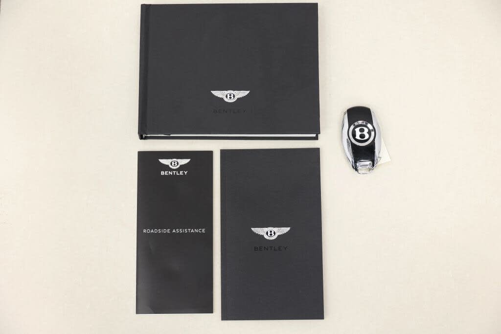 2021 Bentley Bentayga V8 AWD photo 5