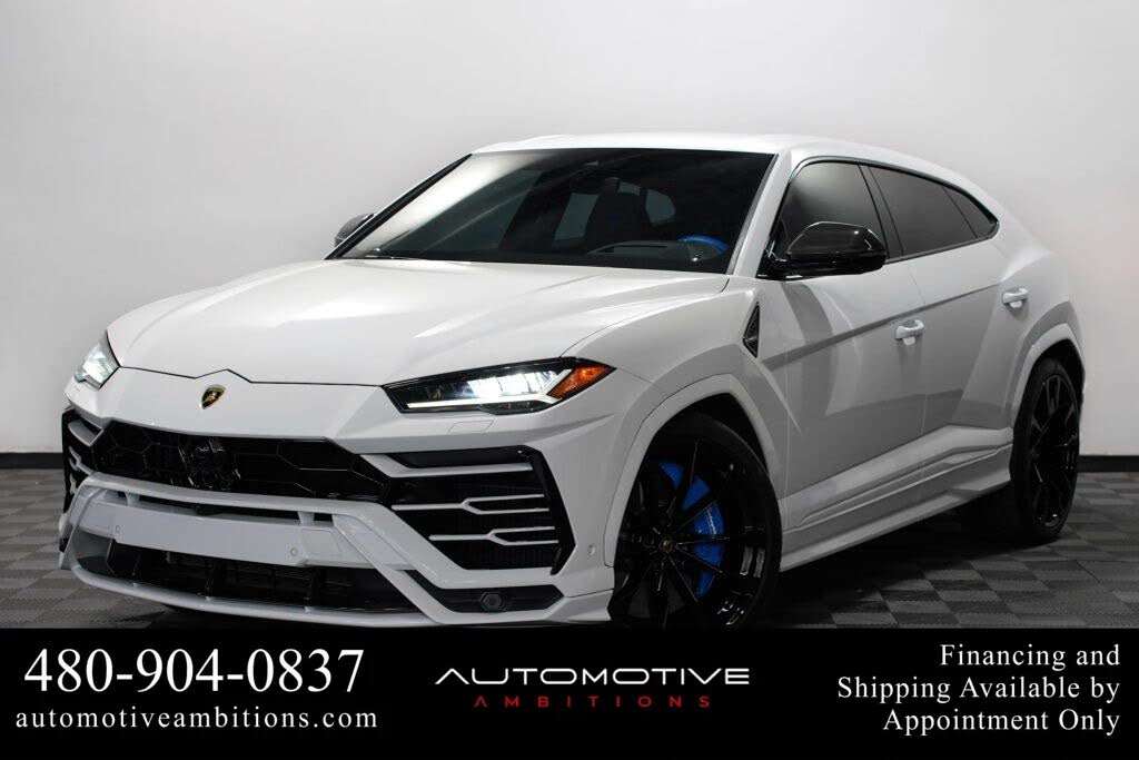 2022 Lamborghini Urus AWD