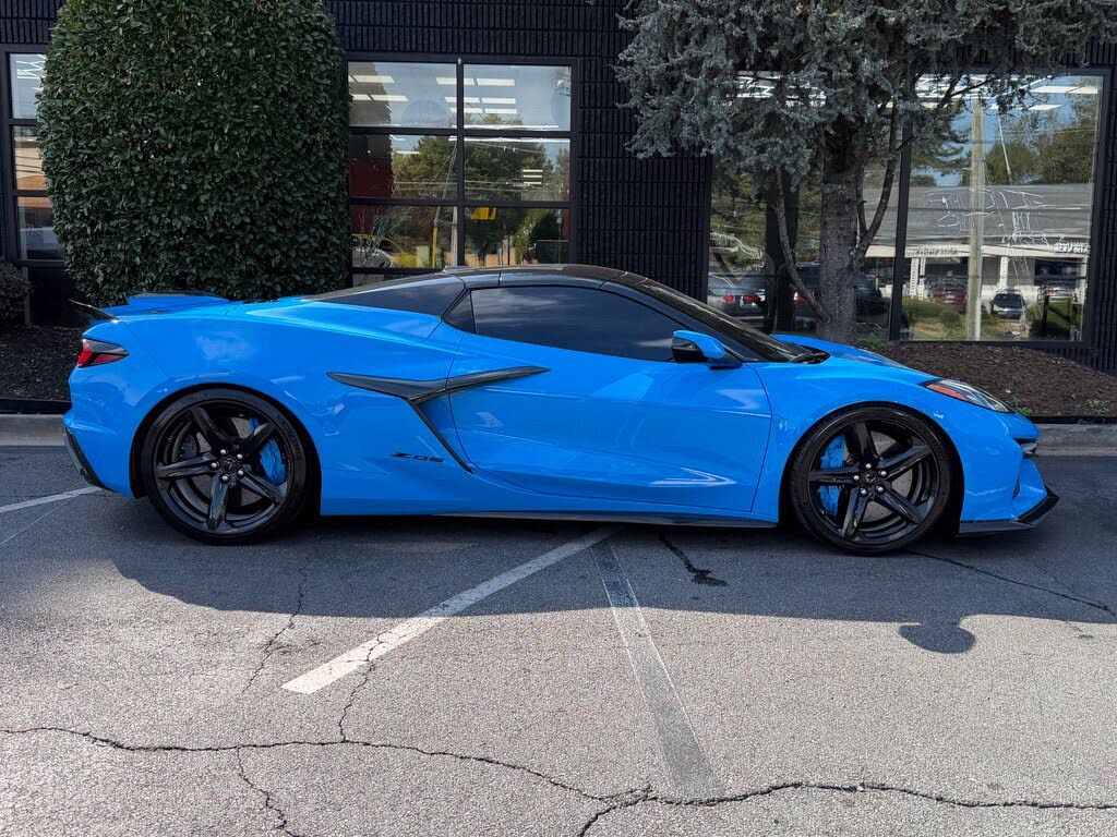 2023 Chevrolet Corvette Z06 3LZ Convertible RWD photo 21