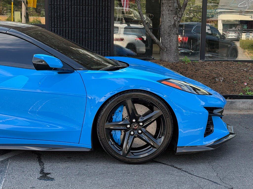 2023 Chevrolet Corvette Z06 3LZ Convertible RWD photo 23