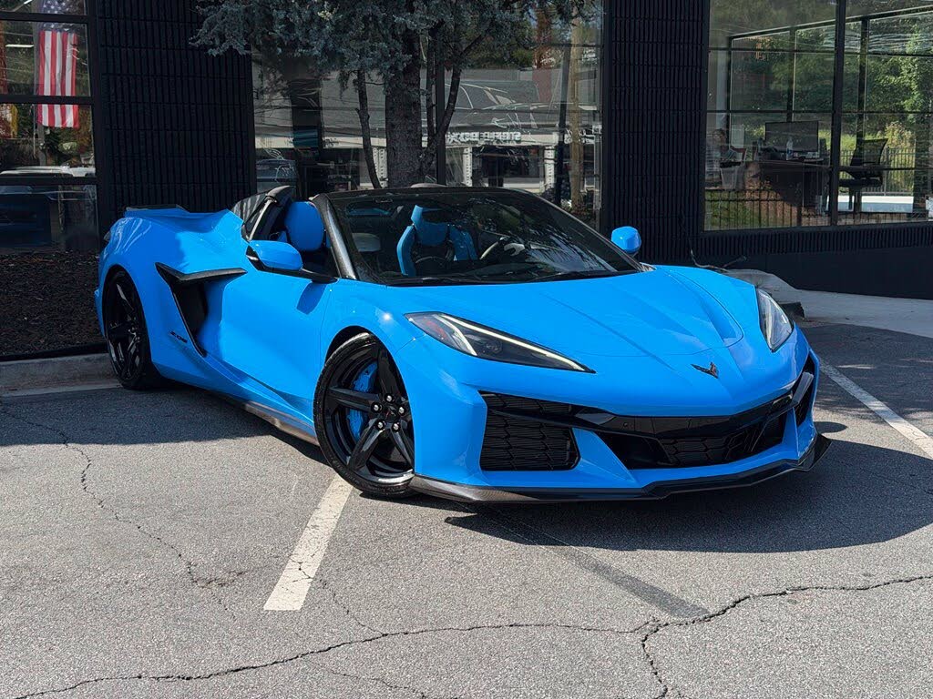 2023 Chevrolet Corvette Z06 3LZ Convertible RWD photo 7