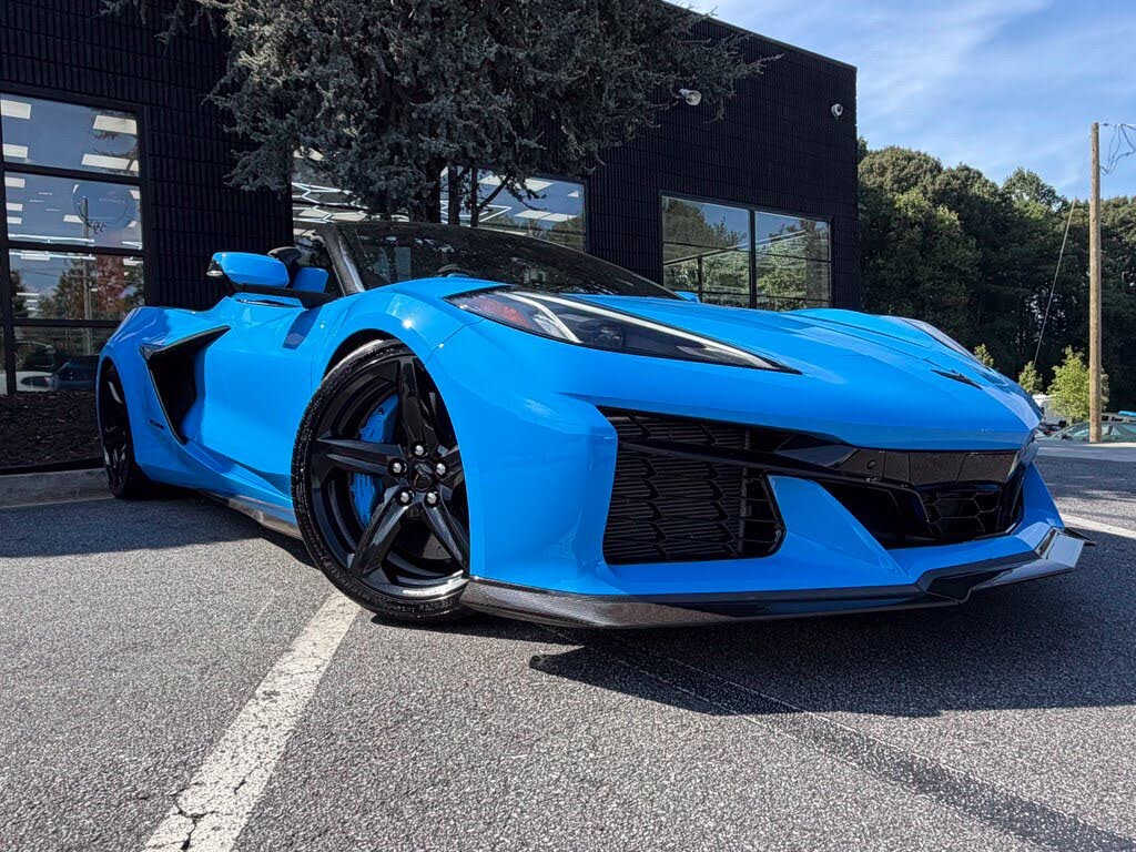 2023 Chevrolet Corvette Z06 3LZ Convertible RWD photo 8