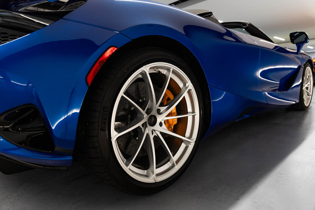 2027 McLaren 750S Spider RWD photo 16