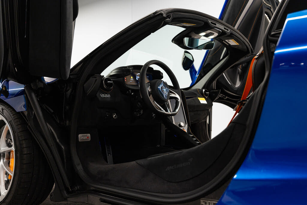 2027 McLaren 750S Spider RWD photo 20